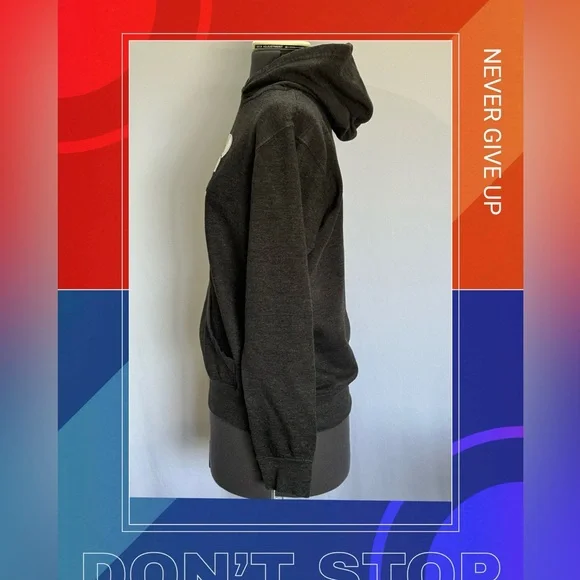 TB12 Grey Hooded Pull-Over Sweatshirt Boys Size L - Picture 2 of 8